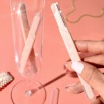 Real Techniques Face and Brow Razors, Dual Ended, Exfoliating Dermaplaning, Women's Face Razor, Multipurpose Facial Razors, Precision Trimming for Peach Fuzz, Dermablading, Multiuse, 3 Piece Set - Image 7