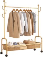 XVersion 120 cm Clothes Rack with Wheels, Metal Garment Rack with Bottom Storage Basket and Side Hooks for Bedroom, Laundry Room and Entryway, Gold