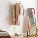 YATINEY L Shaped Glod Coat Rack, Metal Coat Tree, Modern Clothes Rack with 3 Hooks and Thickened Base, Floor Standing Coat Hanger Stand, for Entryway, Living Room, Cloakroom, Gold and White YM01DWY1 - Image 7
