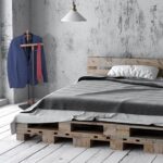 Relaxdays Valet Stand for Jackets & Trousers, H x W x D: 112 x 47 x 20 cm, Steel & Wood, Freestanding Breastfeeding Valet, Black/Brown - Image 5